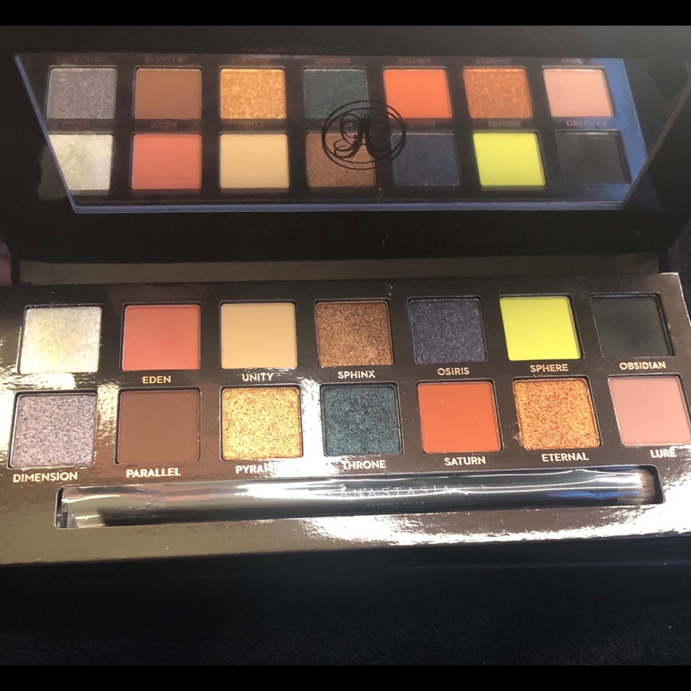 Limited edition Anastasia Prism Make-up Palette